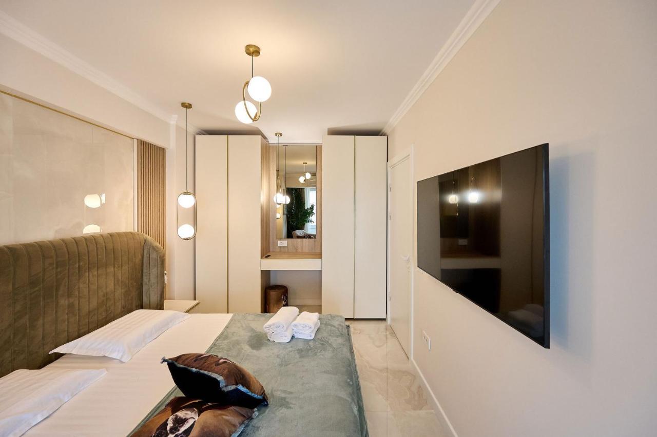 Wave N' Sea Apartment In Infinity Beach Resort - Parking Мамая Екстериор снимка