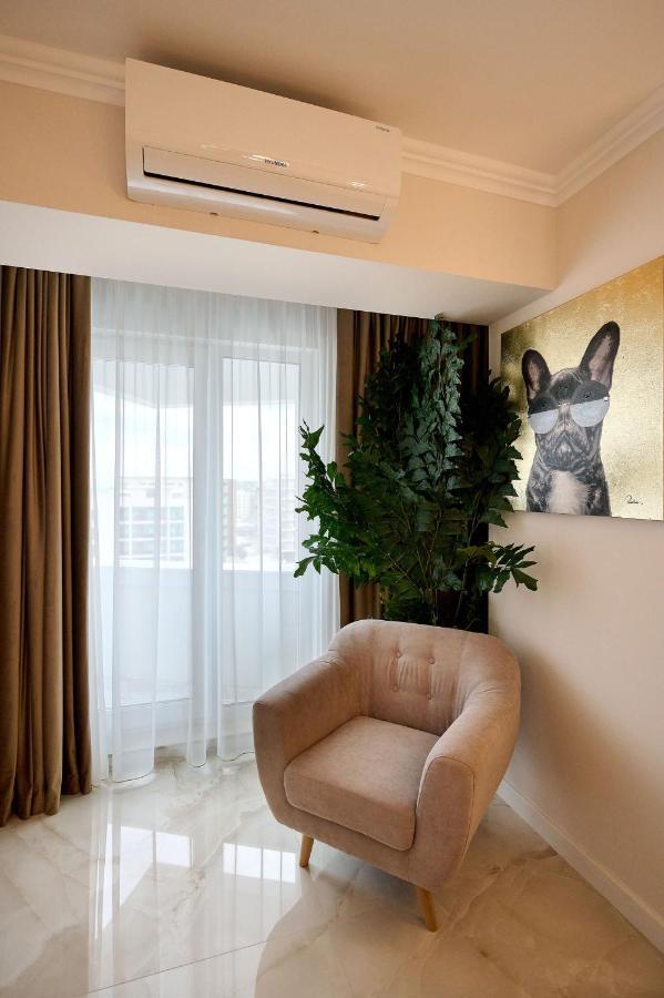 Wave N' Sea Apartment In Infinity Beach Resort - Parking Мамая Екстериор снимка
