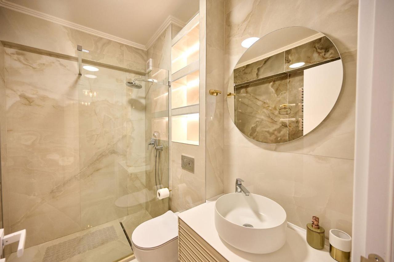 Wave N' Sea Apartment In Infinity Beach Resort - Parking Мамая Екстериор снимка